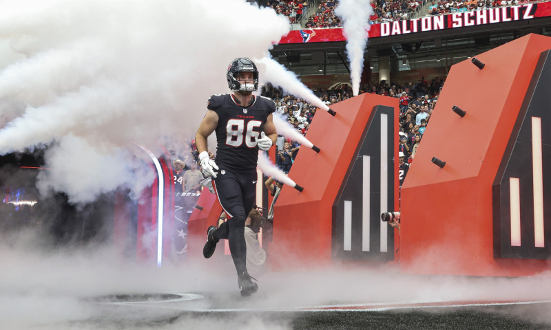 NFL PrizePicks Player Predictions for Week 7 Monday Night Football