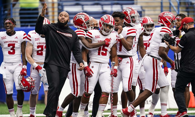 CFB DFS Showdown Slate Analysis: Coastal Carolina/ULL