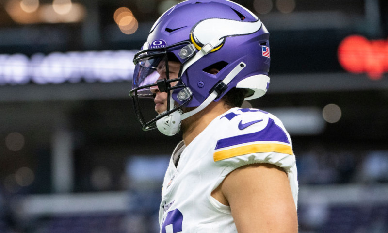 Packers vs. Vikings Player Props: Top NFL Picks for Jefferson, Love, and Hall