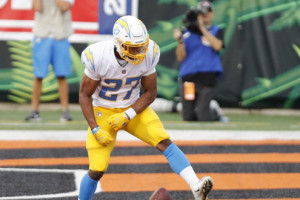 joshua-kelley-800x480