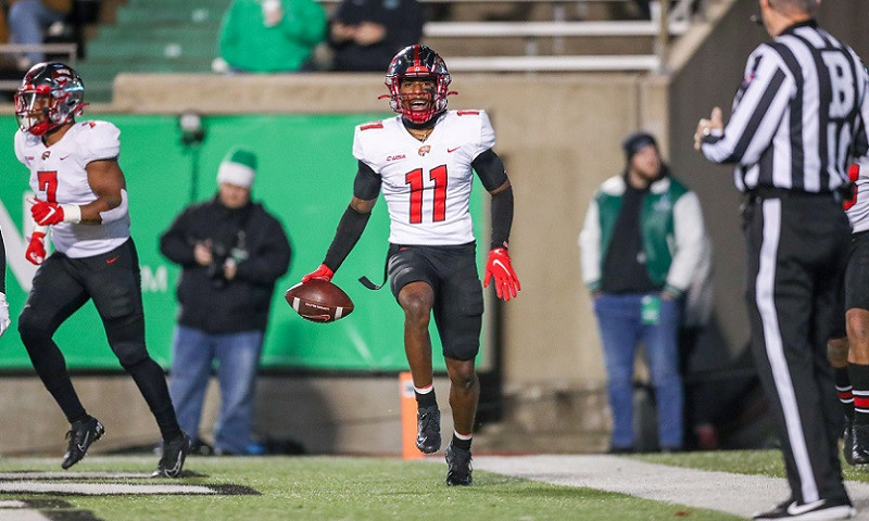 College Football Main Slate Breakdown: Week 0