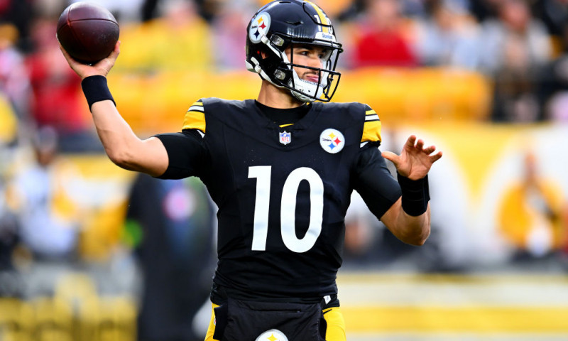 NFL DFS Analysis: FanDuel Expert Plays Week 17