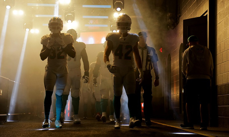 Week 12 Daily Fantasy Football Tournament Recap: The Laird's Day?