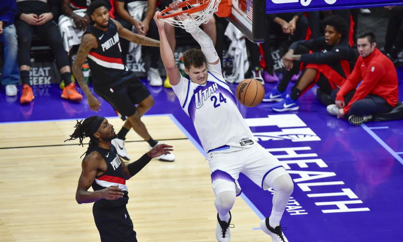 NBA DFS Projections Preview | DraftKings & FanDuel LineupHQ Optimizer Values 3/29/23