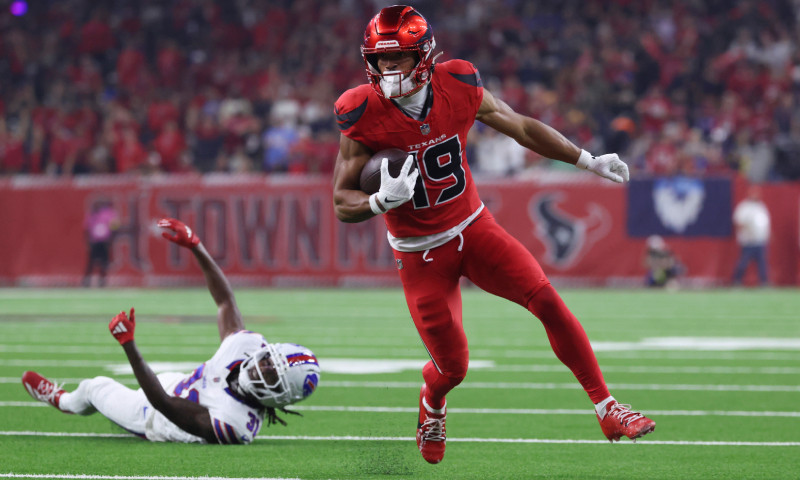 NFL Underdog Player Predictions for Texans vs. Patriots (1/18)