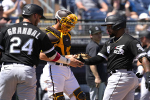 yasmani-grandal-800x480