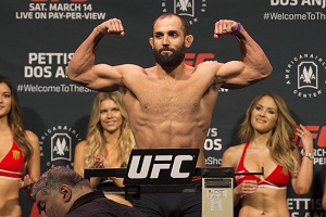 UFC Fight Night: Hendricks vs. Thompson Beat Down