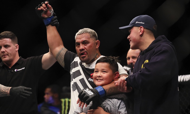 MarkHunt800