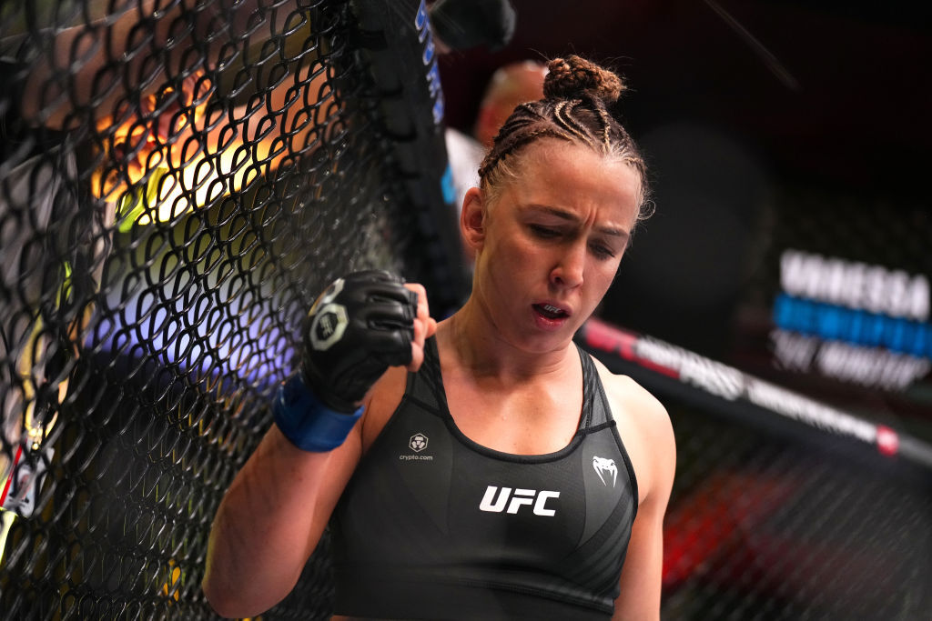 MMA DFS Expert Survey: UFC Fight Night - Barboza vs. Murphy