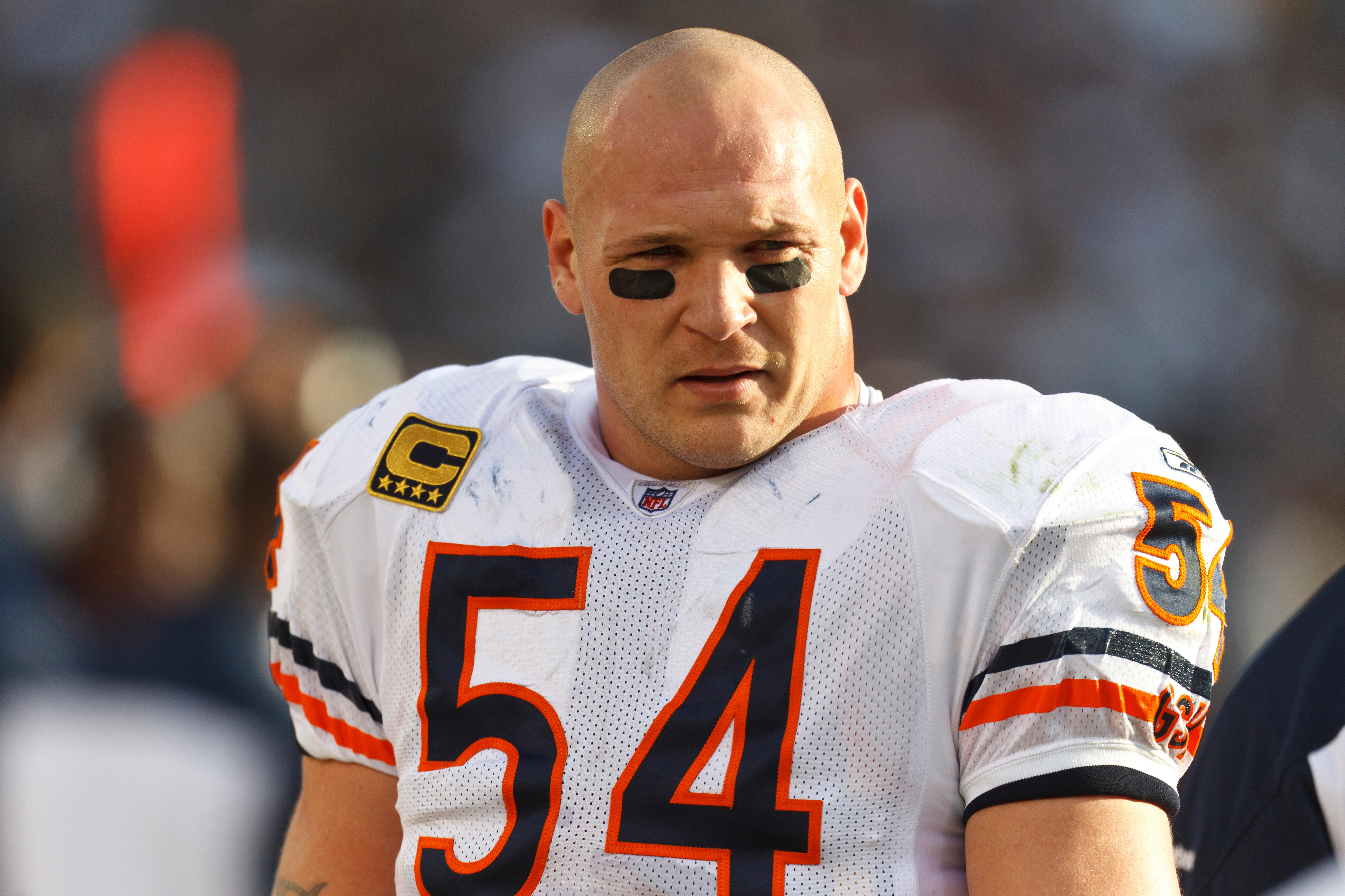 Brian Urlacher on the Bears' Possible Move, Caleb Williams, and the 2026 Season