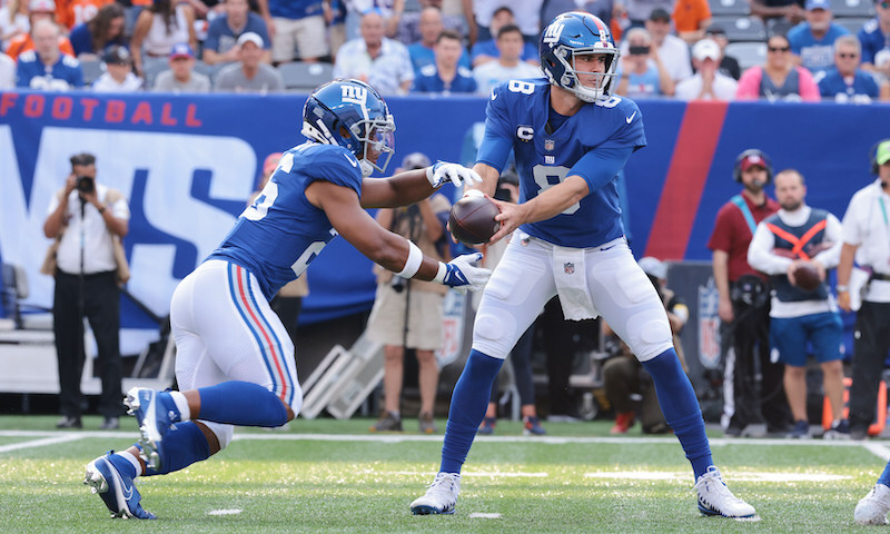 saquon800