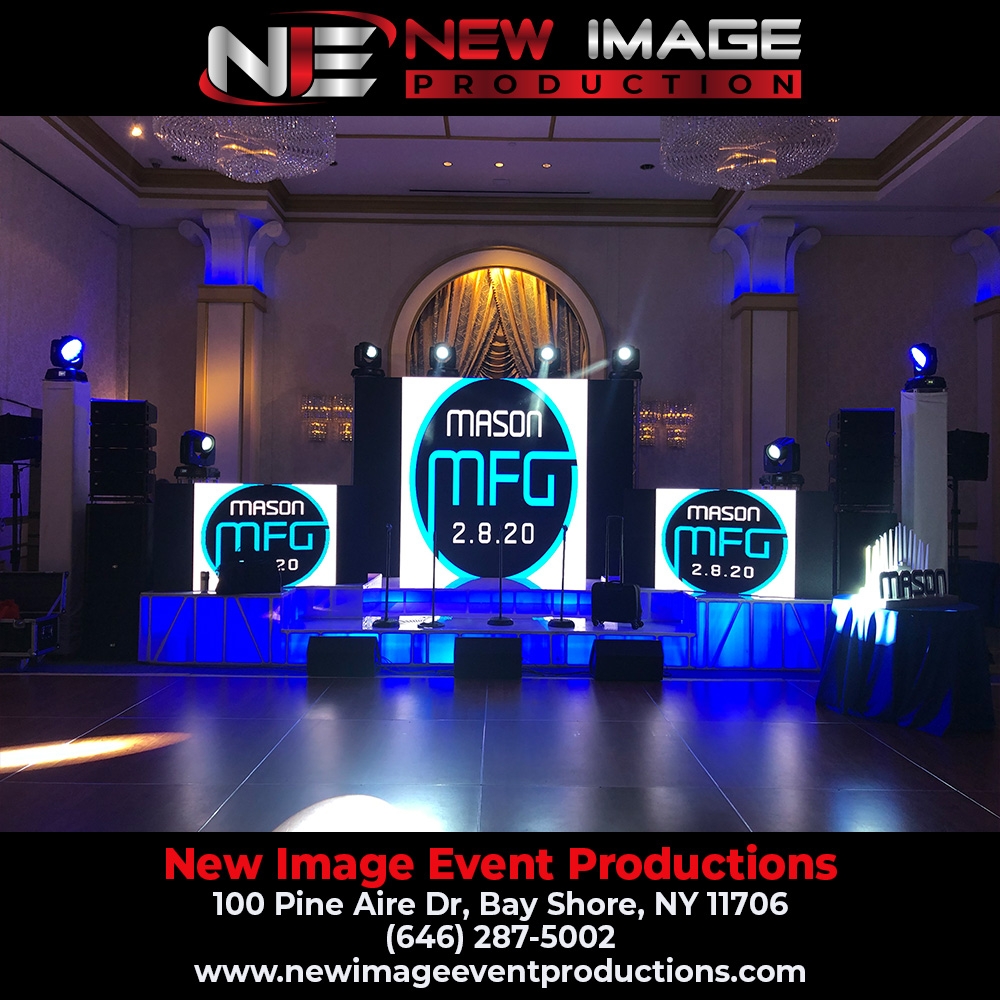 What are the regulations and standards that need to be followed when rigging up a stage for a concert event?