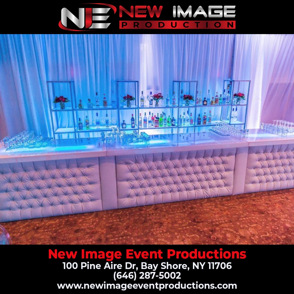  What are some common mistakes to avoid when designing the truss layout for a fashion show runway?