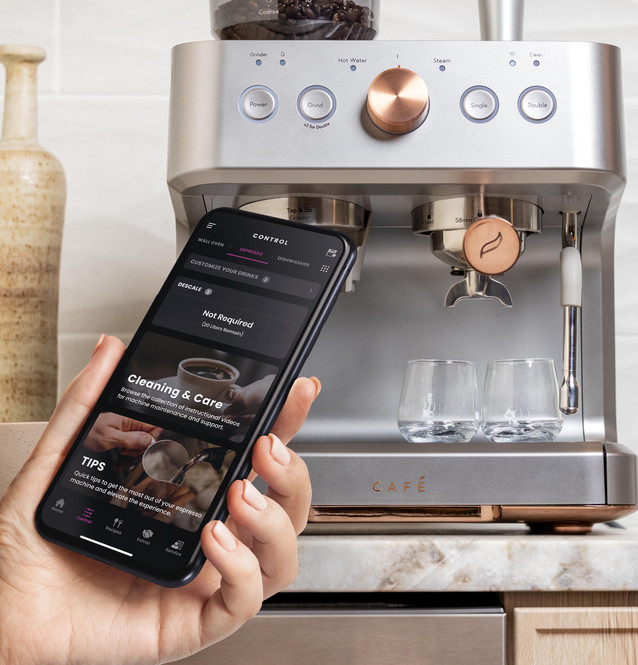 Stainless steel table-top Cafe espresso machine with iPhone SmartHQ app with Wifi-Connect features