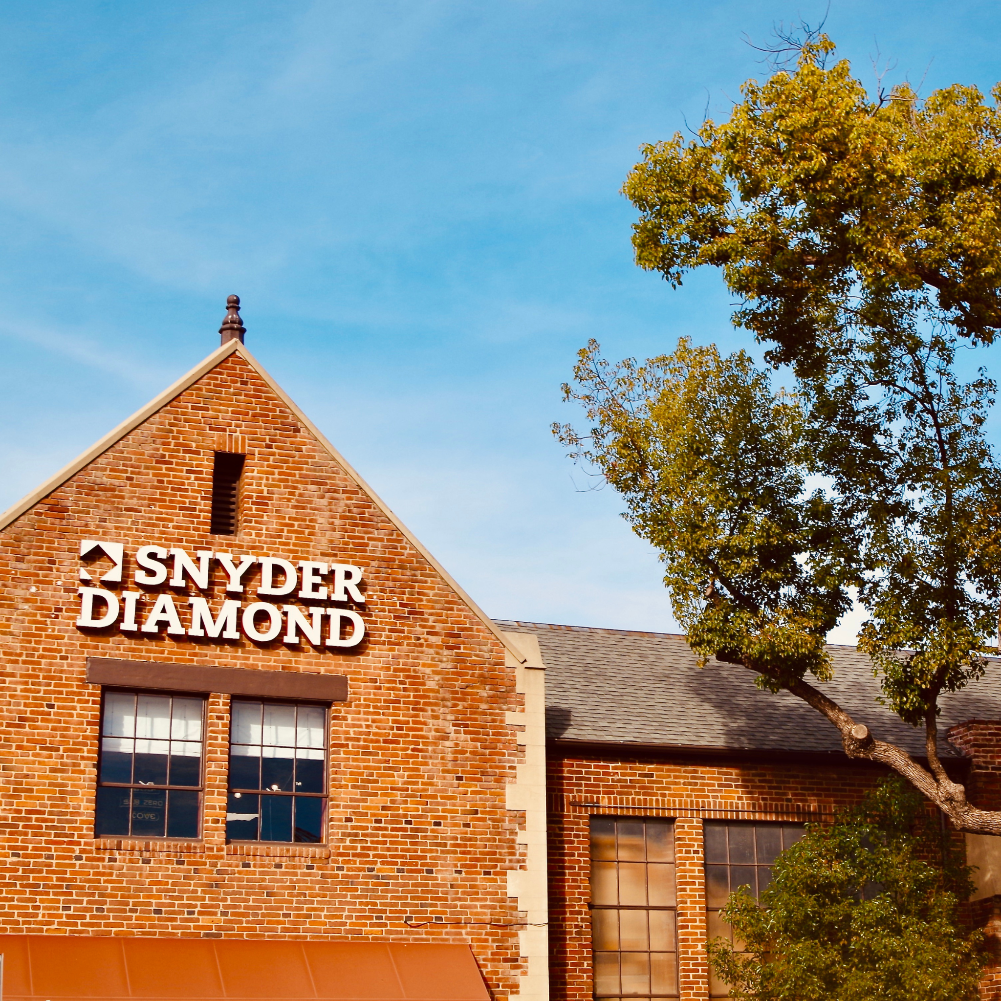 Snyder Diamond Pasadena kitchen and bath showroom exterior