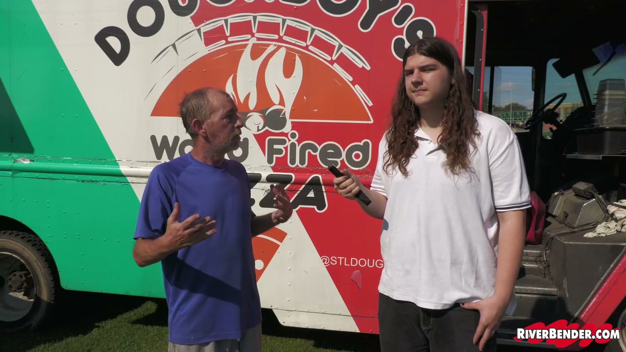 RiverBender.com Interviews Organizers, Vendors at the Alton Food Truck Festival