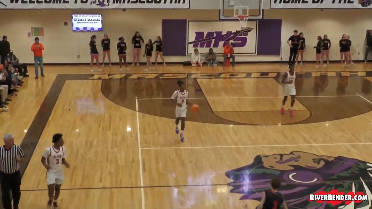 Alton Redbirds vs Edwardsville Tigers – IHSA Class 4A Sectional Semifinal Highlights