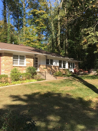 Downtown Clemson Home Walk to the Games!