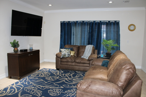  Beautiful Home Away From Home