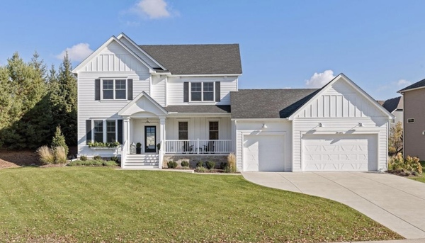 Modern Farmhouse with Pool!
