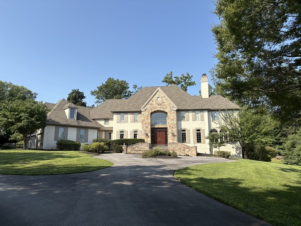 Steps away from Aronimink