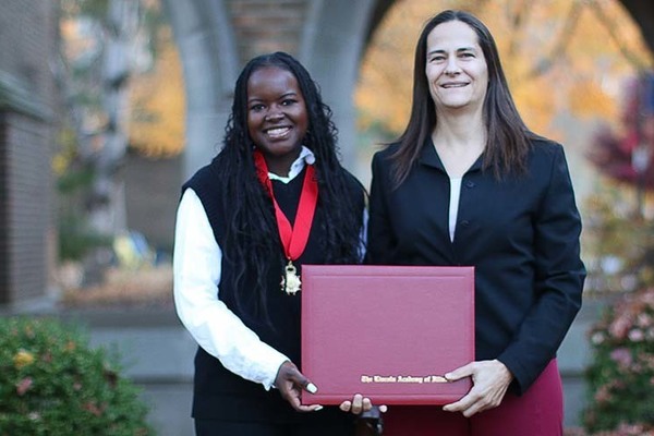 Representation of the achievement named 'Nandelenga named 2023 student laureate'.