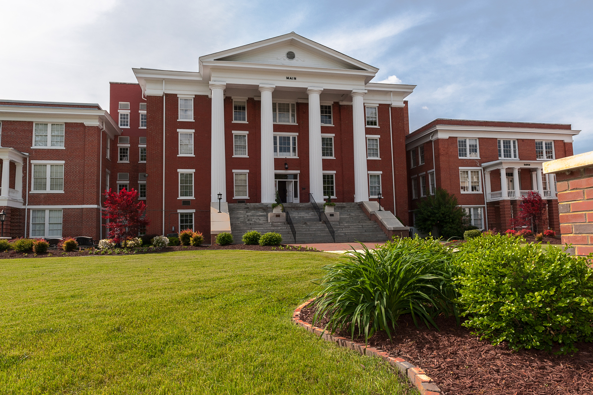 Louisburg College
