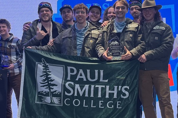 The Paul Smith's College Men's Nordic team receiving their national title.