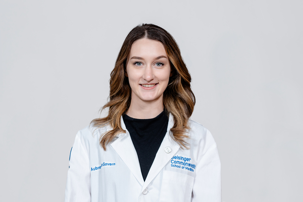 Representation of the achievement named 'Going global: This medical student's work has her peers collaborating across continents'.