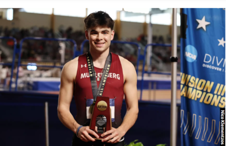 Short Breaks Record, Earns All America at Nationals