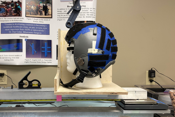 Representation of the achievement named 'Future Engineer Tackles Neck Strain Problem for Air Force Pilots '.