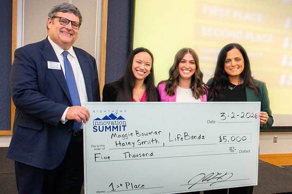 Representation of the achievement named 'UNG students earn prizes in pitch competition'.