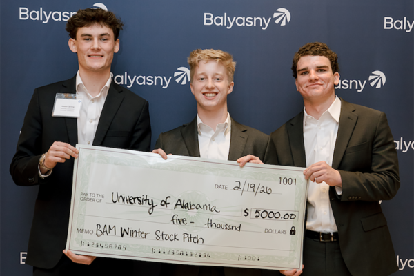 Representation of the achievement named 'UA's CIMG Teams Take First Place'.