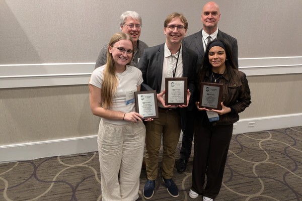 Representation of the achievement named 'Wartburg College students honored at journalism conference'.