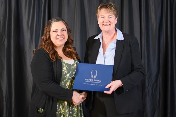 Representation of the achievement named 'Upper Iowa Students Awarded Over $500,000 in Scholarships'.
