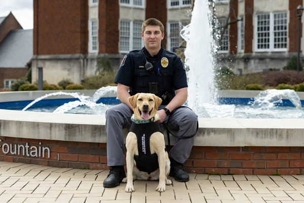 Jacksonville State University Officer Cody Quinn and K-9 Officer Daphne. (Photo by Alyssa Cash/Jax State Digital Media Services)