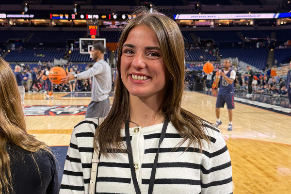 Representation of the achievement named 'From Final Four to Summer Baseball, Student Builds Sports Journalism Skills '.
