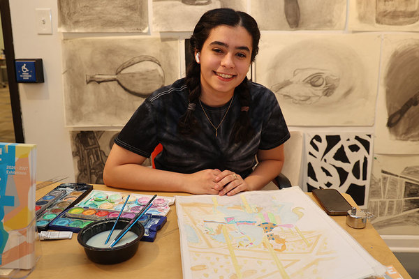 HCC art student painting
