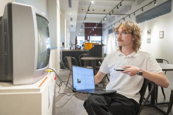 Representation of the achievement named 'Becker School of Design & Technology students lean into nostalgia to create interactive TV game'.