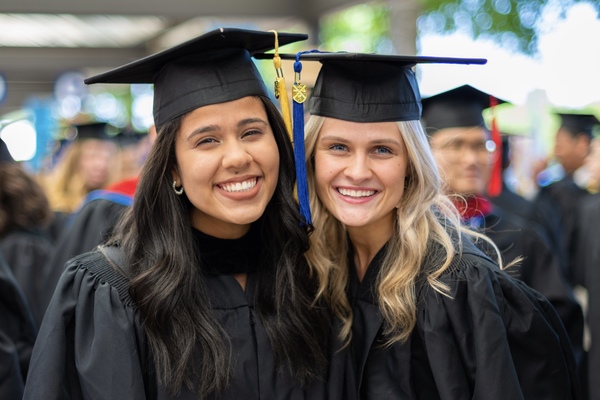 Representation of the achievement named 'BJU Students Admitted to Graduate School'.