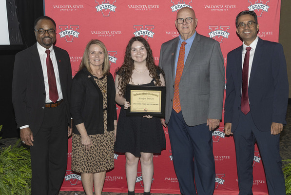 Representation of the achievement named 'Kailyn Wilson Earns Annie Powe Hopper Award at VSU'.