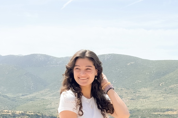 Representation of the achievement named 'Nazareth University student Isabelle Talley is named a Gilman Scholar'.