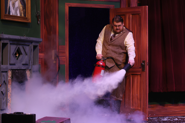 Representation of the achievement named 'UNG students take part in 'The Play That Goes Wrong''.