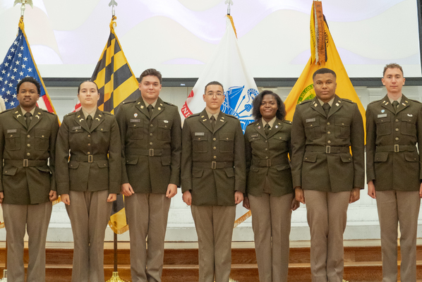ROTC students standing for a group picture