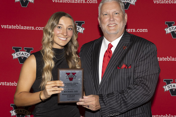 Representation of the achievement named 'Rachael Lee Earns Student-Athlete Academic Award at VSU'.