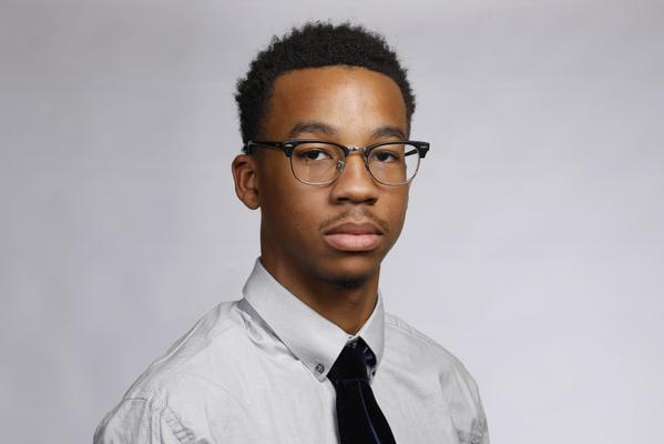 Former Daily Eastern News journalist Cam’ron Hardy part of Pulitzer Prize-winning Chicago Tribune series.