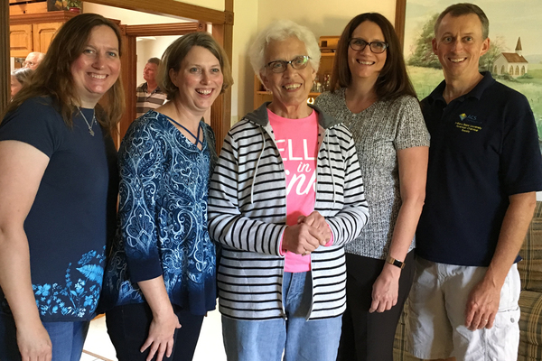 Linda Glendening ’63 was very focused on education and supported her nieces and nephew during their educational journeys. Pictured in 2017, left to right, Erin Glendening ’92, Kara Glendening Busker ’89, Linda Glendening ’63, Mary K. Glendening ’87 and Eric Glendening ’85. 