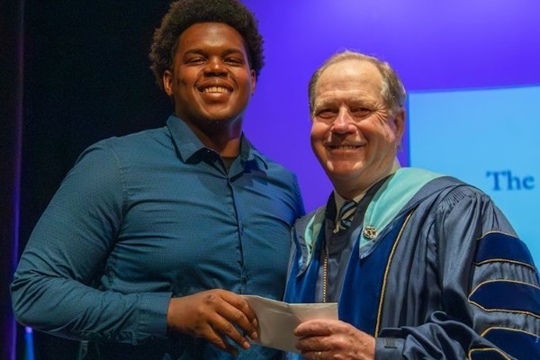 Representation of the achievement named 'Jayden Beatty Honored by Hartwick College'.