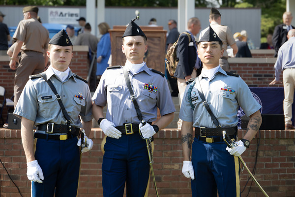 Representation of the achievement named 'UNG cadets earn military awards, scholarships'.