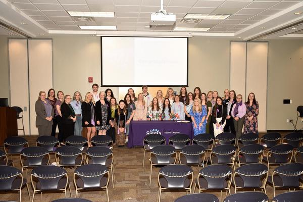 Representation of the achievement named 'UNG students inducted into international nursing honor society'.